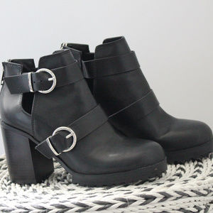 SALE 💫Pull & Bear High Heel Booties